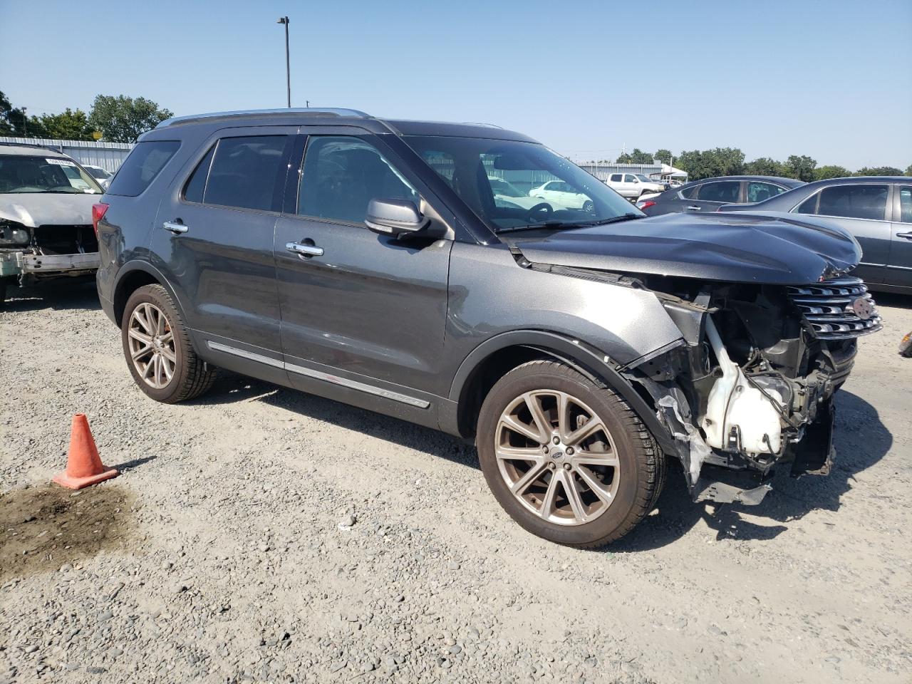 1FM5K8FH8HGA27733 2017 Ford Explorer Limited