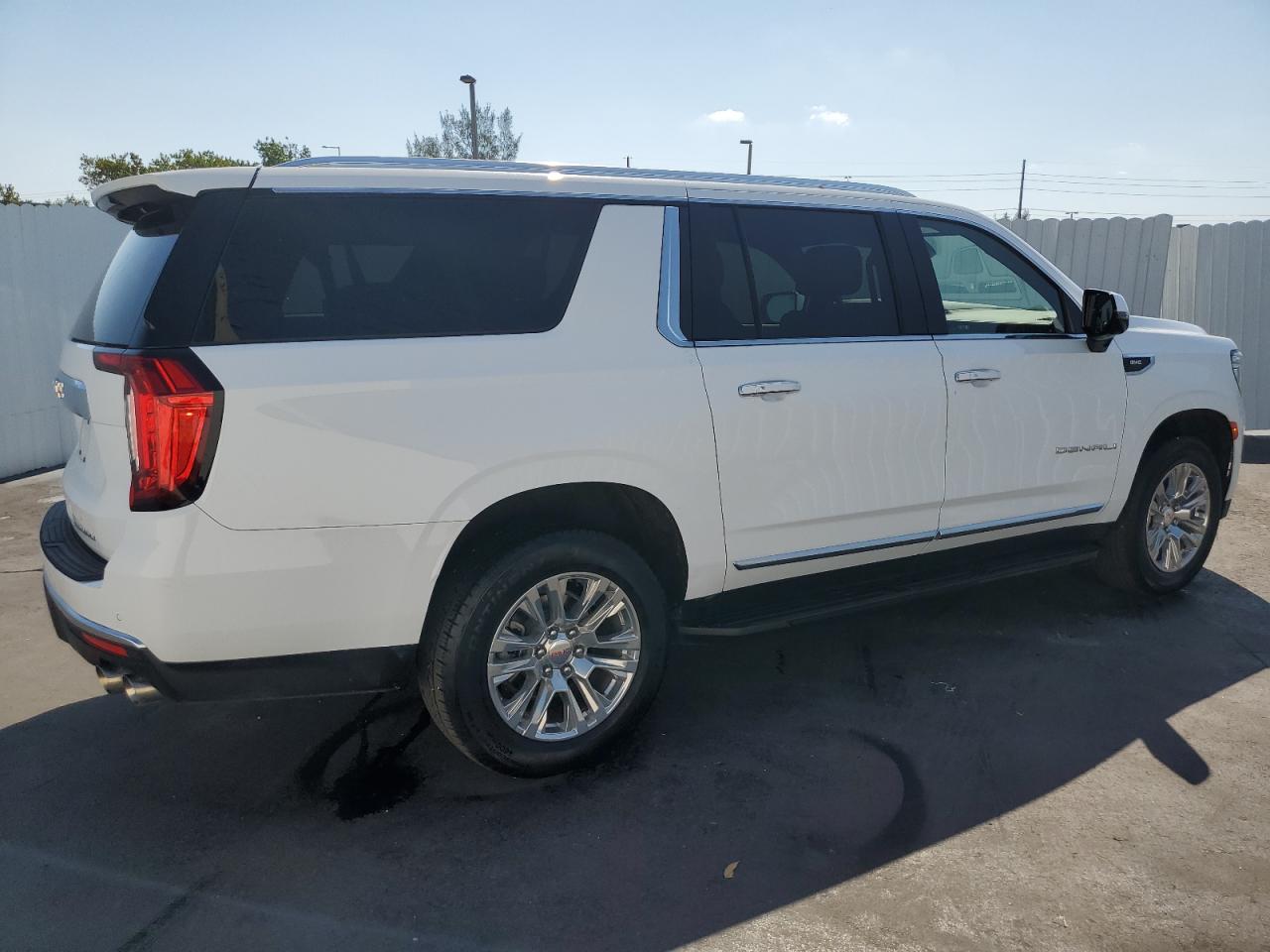 1GKS1JKL5PR327765 2023 GMC Yukon Xl Denali