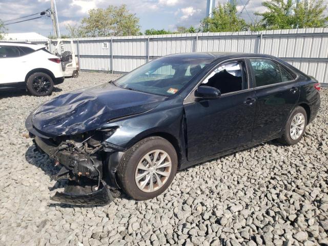 VIN 4T4BF1FK4FR512353 2015 Toyota Camry, LE no.1