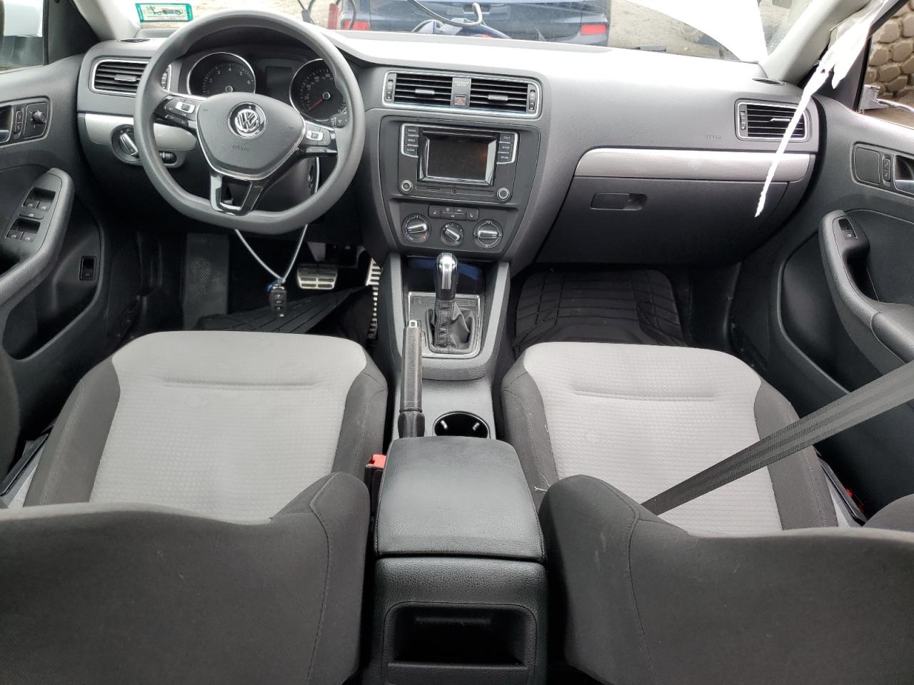 3VW2B7AJ5HM350068 2017 Volkswagen Jetta S