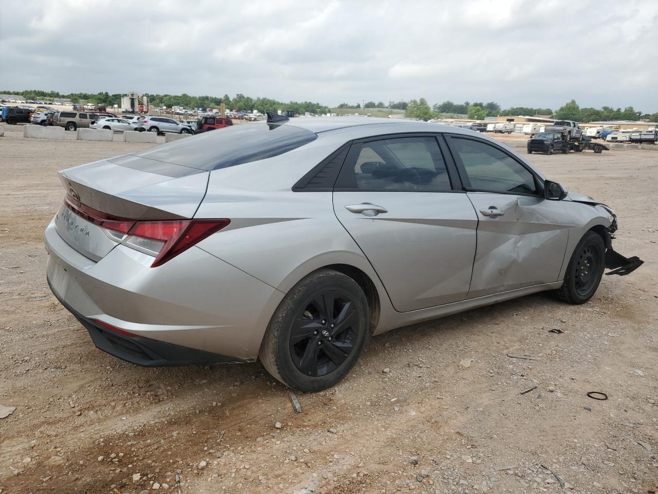 Lot #2945086716 2022 HYUNDAI ELANTRA SE