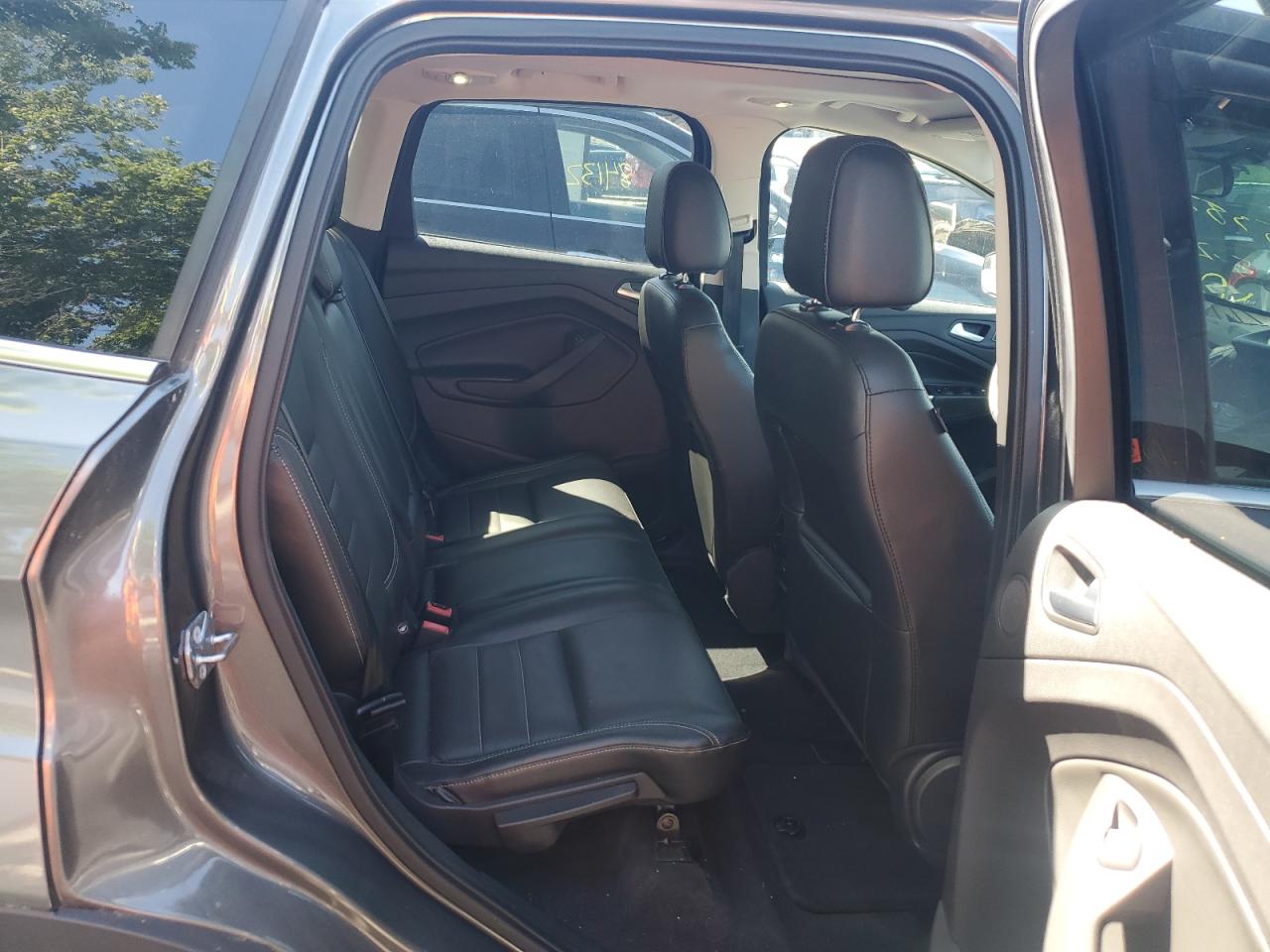 1FMCU9G9XEUE39485 2014 Ford Escape Se