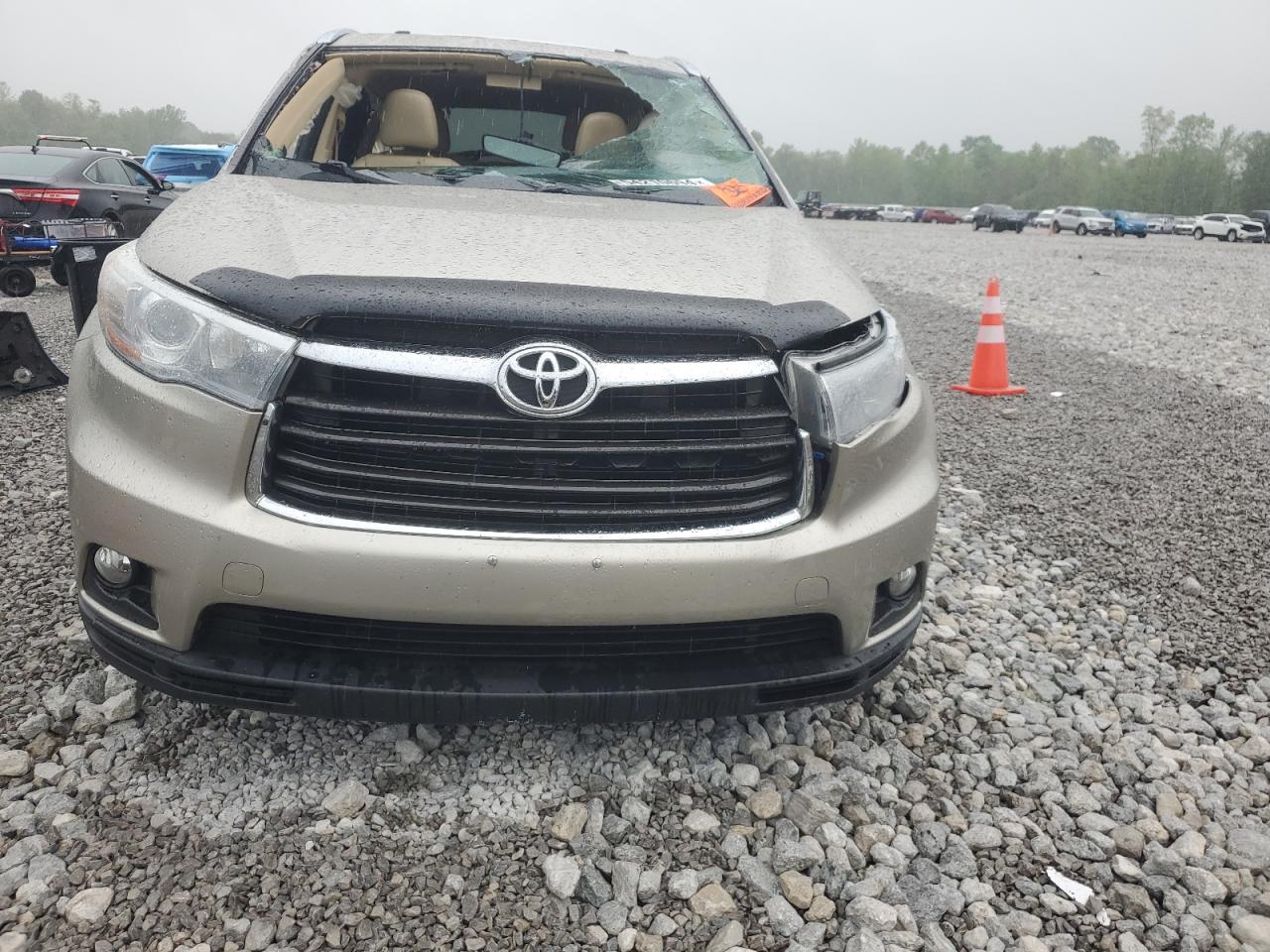 5TDJKRFH6GS289117 2016 Toyota Highlander Xle