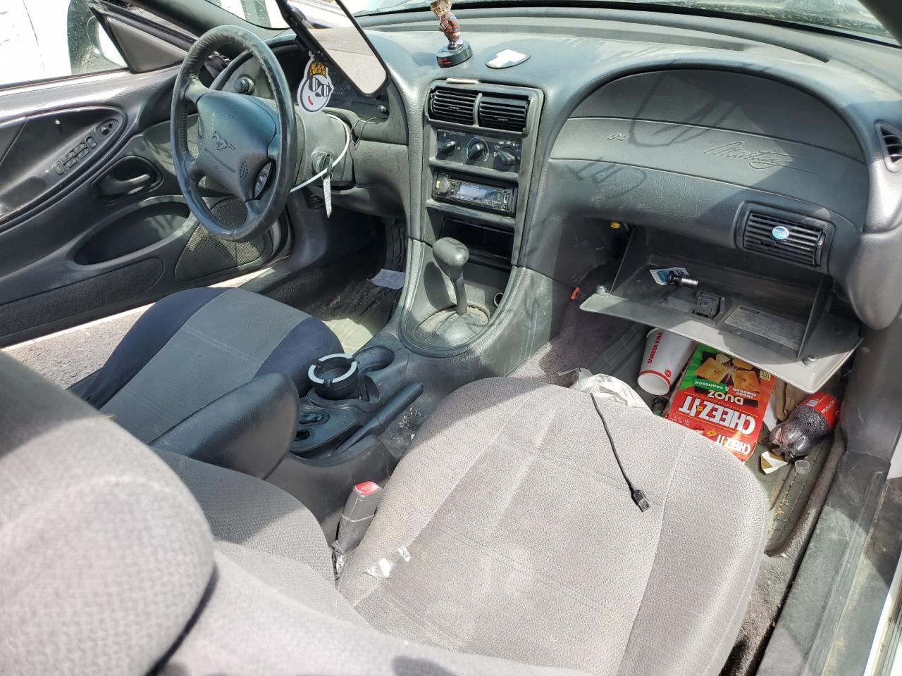 1FAFP444XYF197235 2000 Ford Mustang