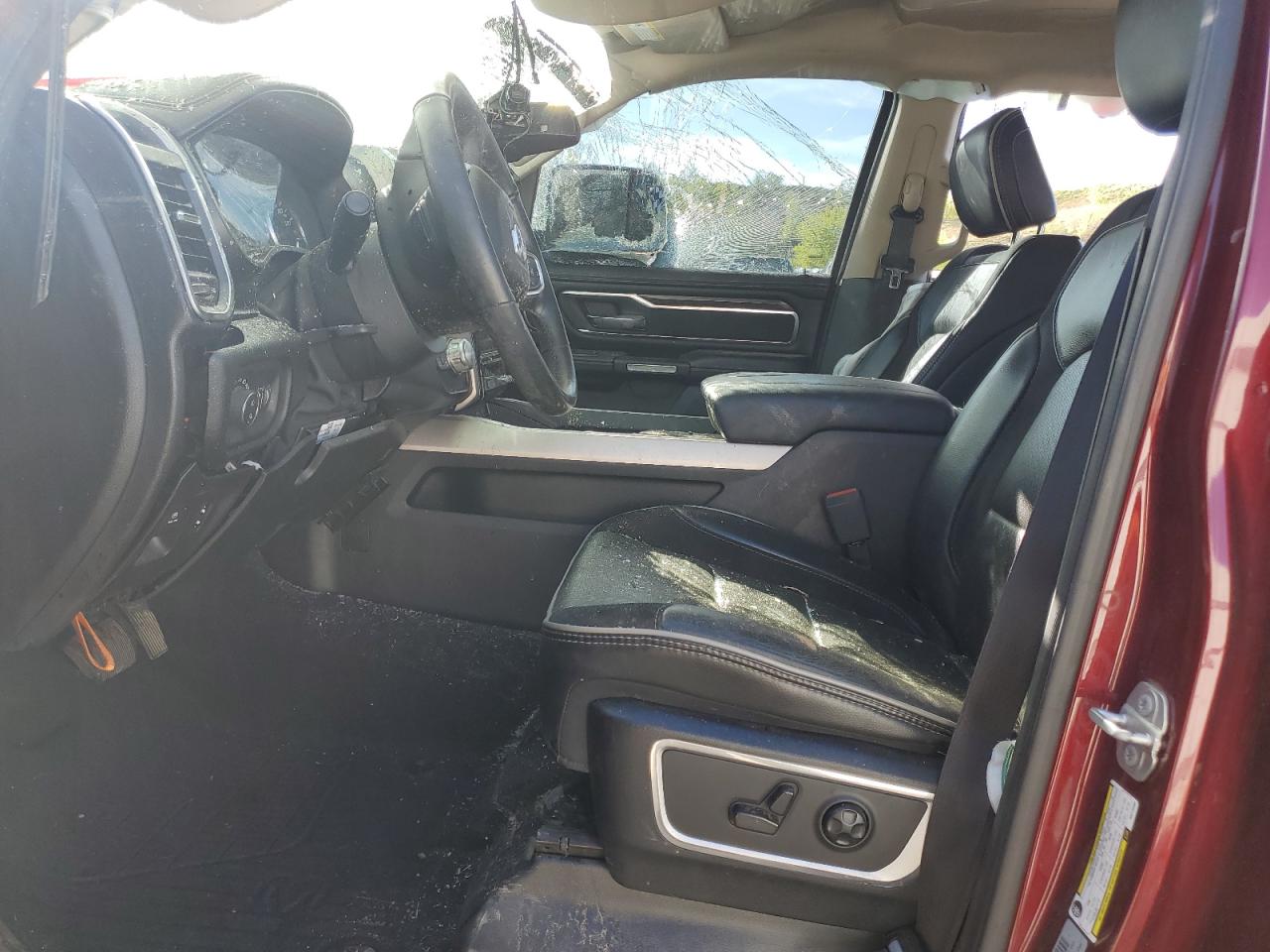 1C6SRFRT7KN715580 2019 Ram 1500 Laramie