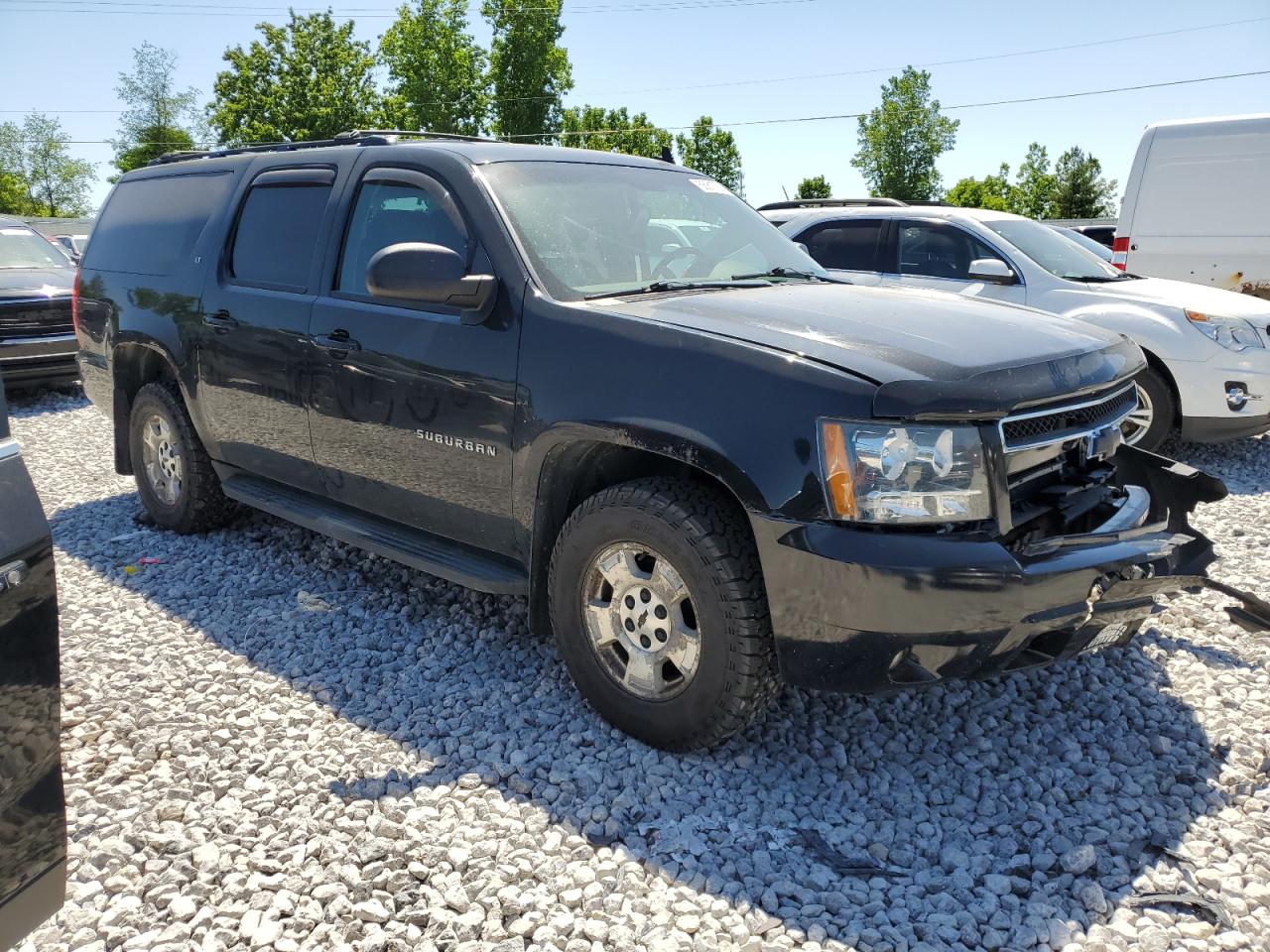 1GNSKJE7XCR213043 2012 Chevrolet Suburban K1500 Lt