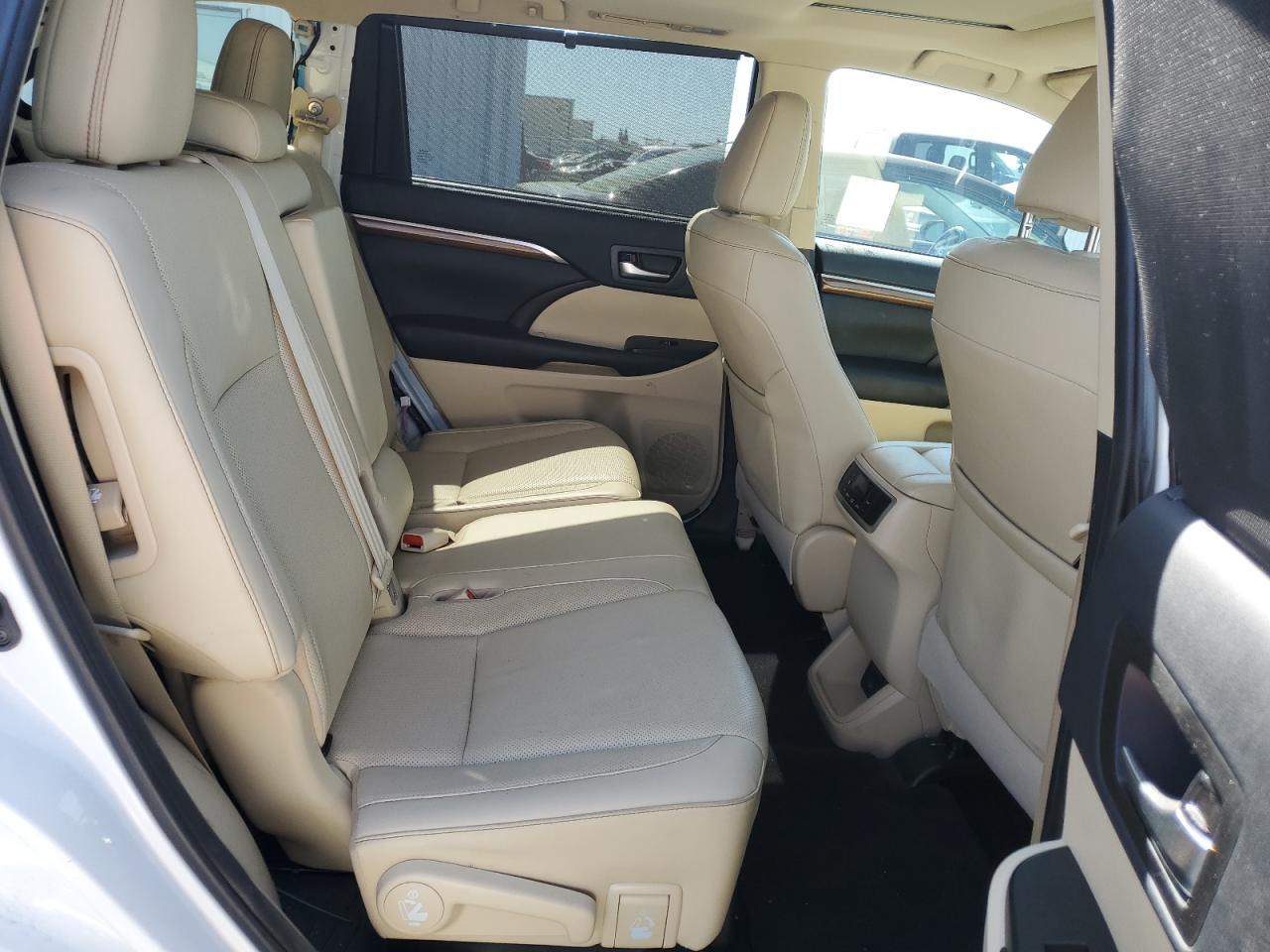 5TDDZRFH9KS953993 2019 Toyota Highlander Limited