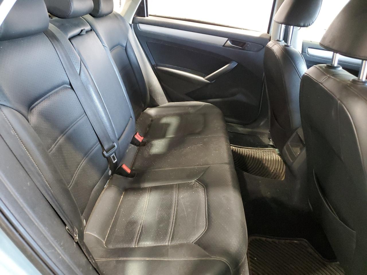 1VWBP7A34CC089934 2012 Volkswagen Passat Se