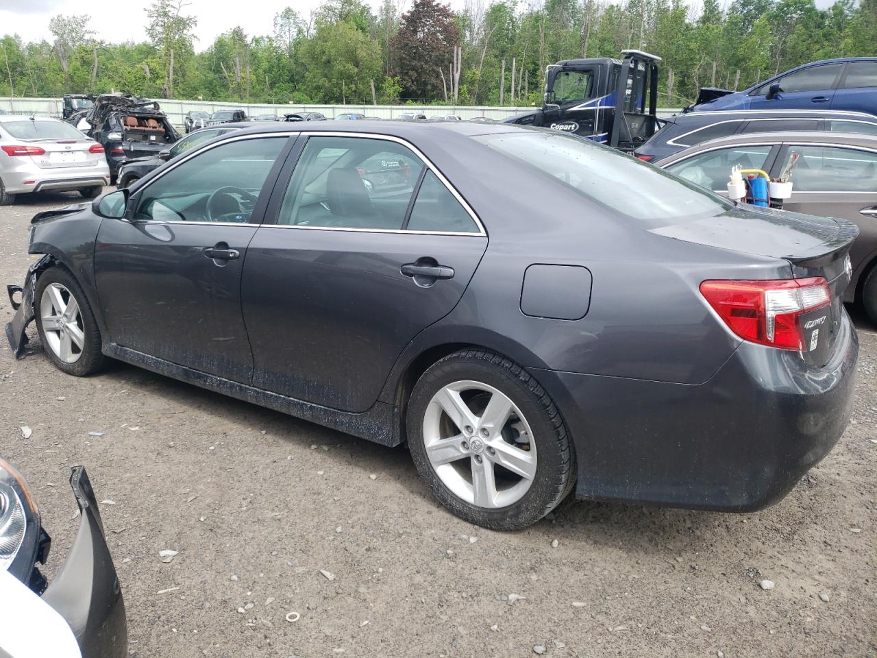 4T1BF1FK3DU645189 2013 Toyota Camry L