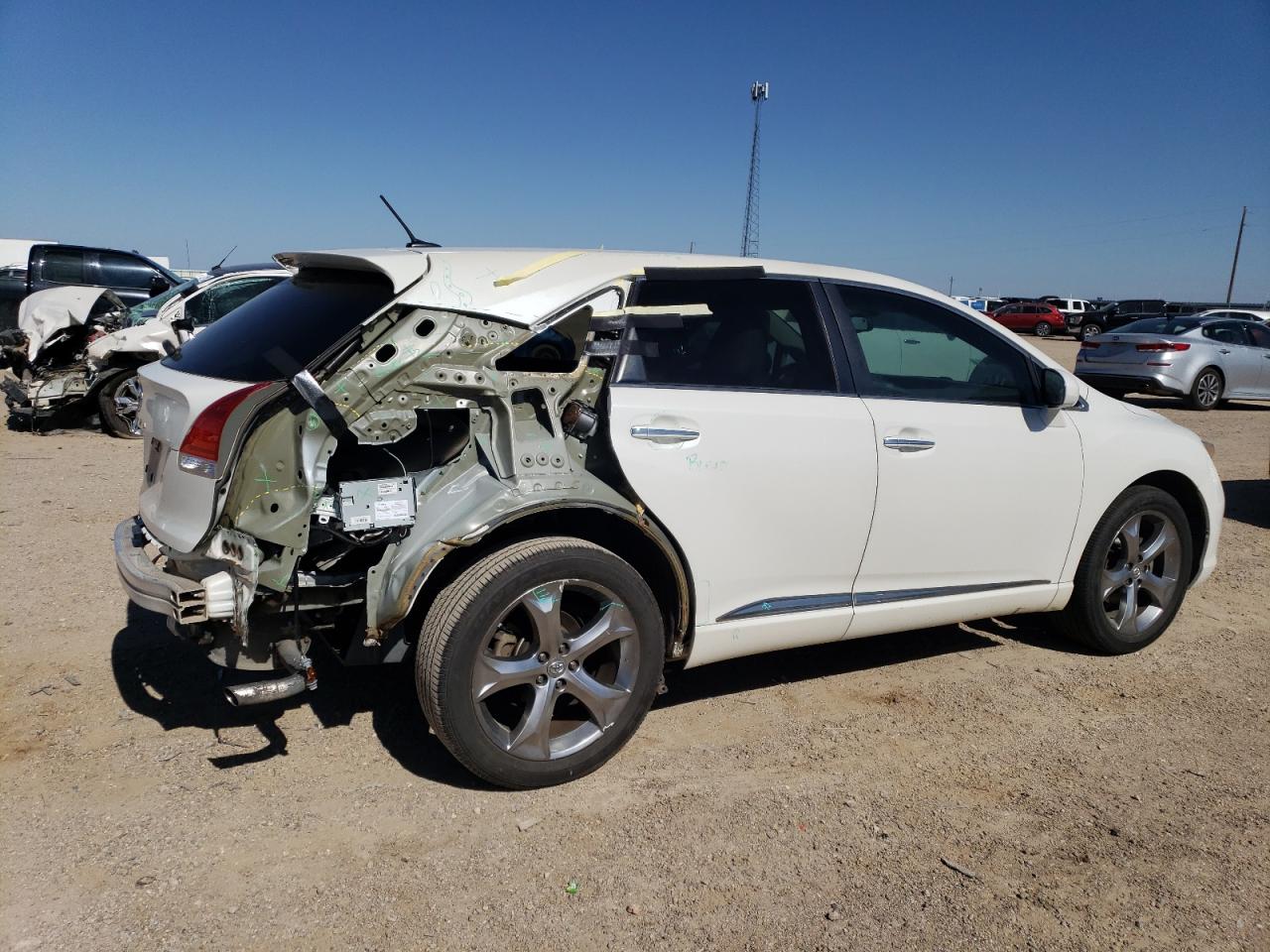 4T3ZK3BB1BU038899 2011 Toyota Venza