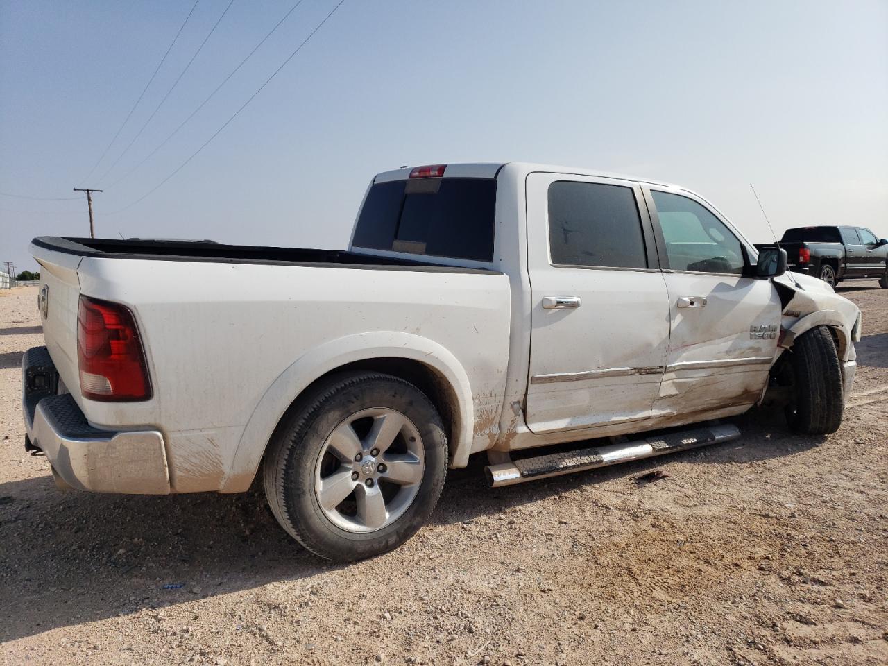 1C6RR6LT1ES140390 2014 Ram 1500 Slt