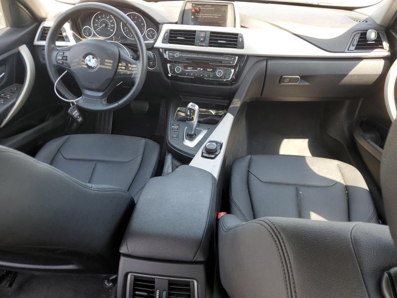 WBA8E1G53HNU13098 2017 BMW 320 I