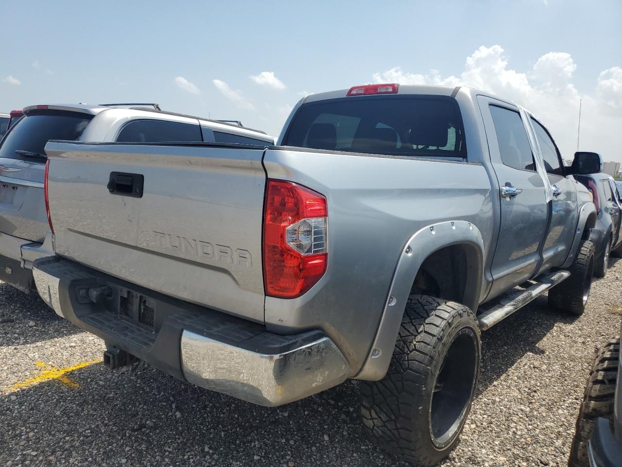 1GT12ZE88FF642375 2015 GMC Sierra K2500 Slt