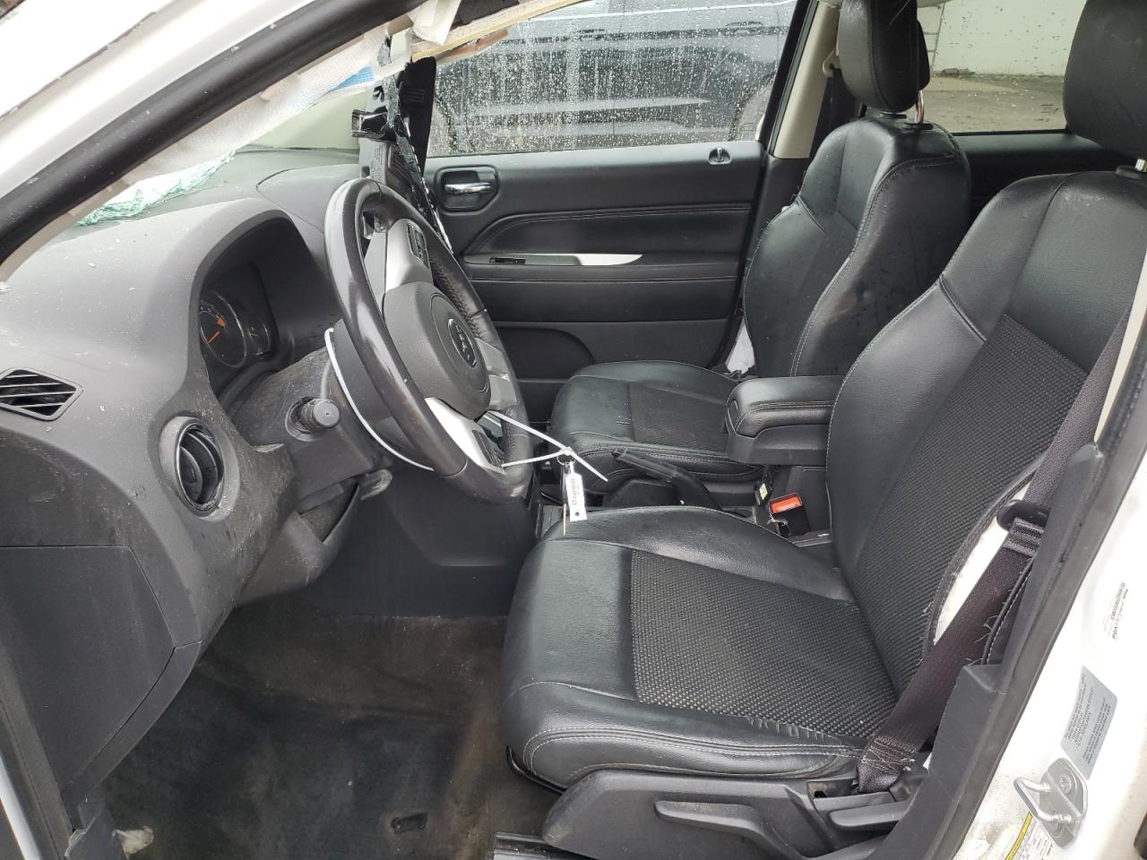 1C4NJDEB5GD808786 2016 Jeep Compass Latitude