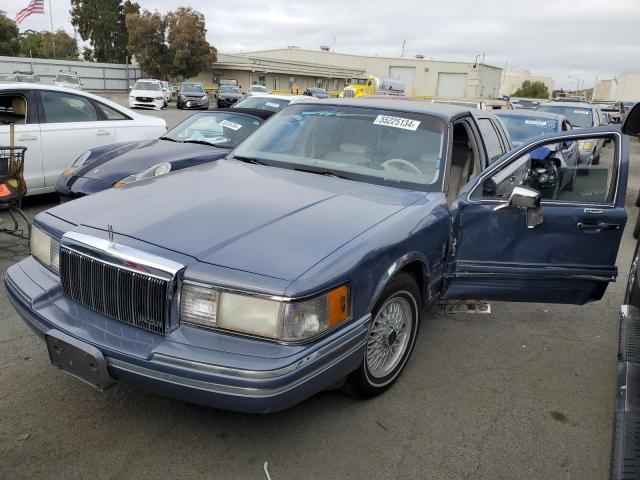 1992 Lincoln Town Car Executive VIN: 1LNLM81W9NY748110 Lot: 55225134