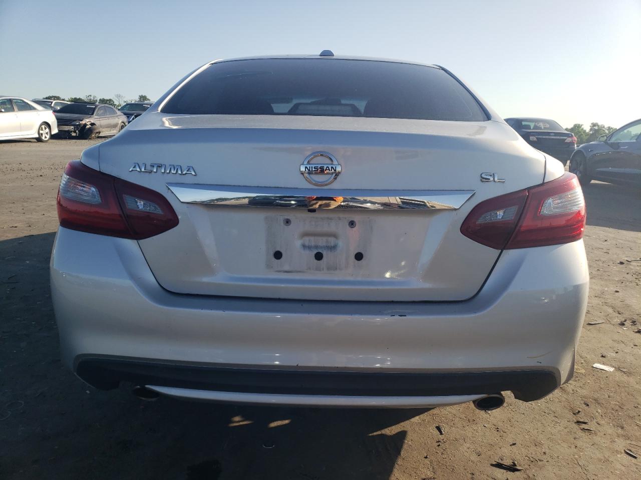 1N4AL3AP9JC176981 2018 Nissan Altima 2.5