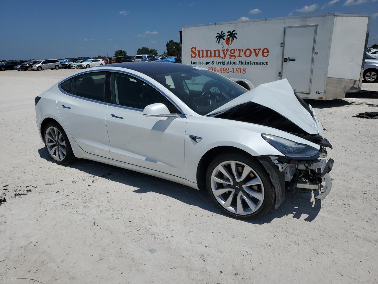 2018 Tesla Model 3 vin: 5YJ3E1EB4JF088844