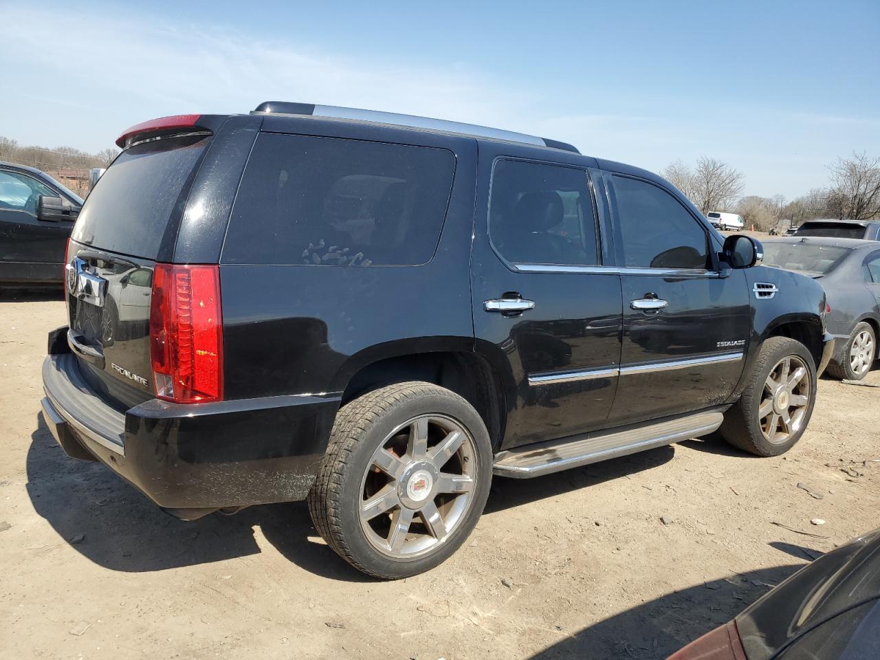 2013 Cadillac Escalade Luxury vin: 1GYS4BEF9DR257711