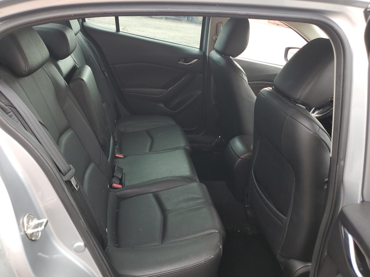 3MZBN1W31JM189299 2018 Mazda 3 Grand Touring