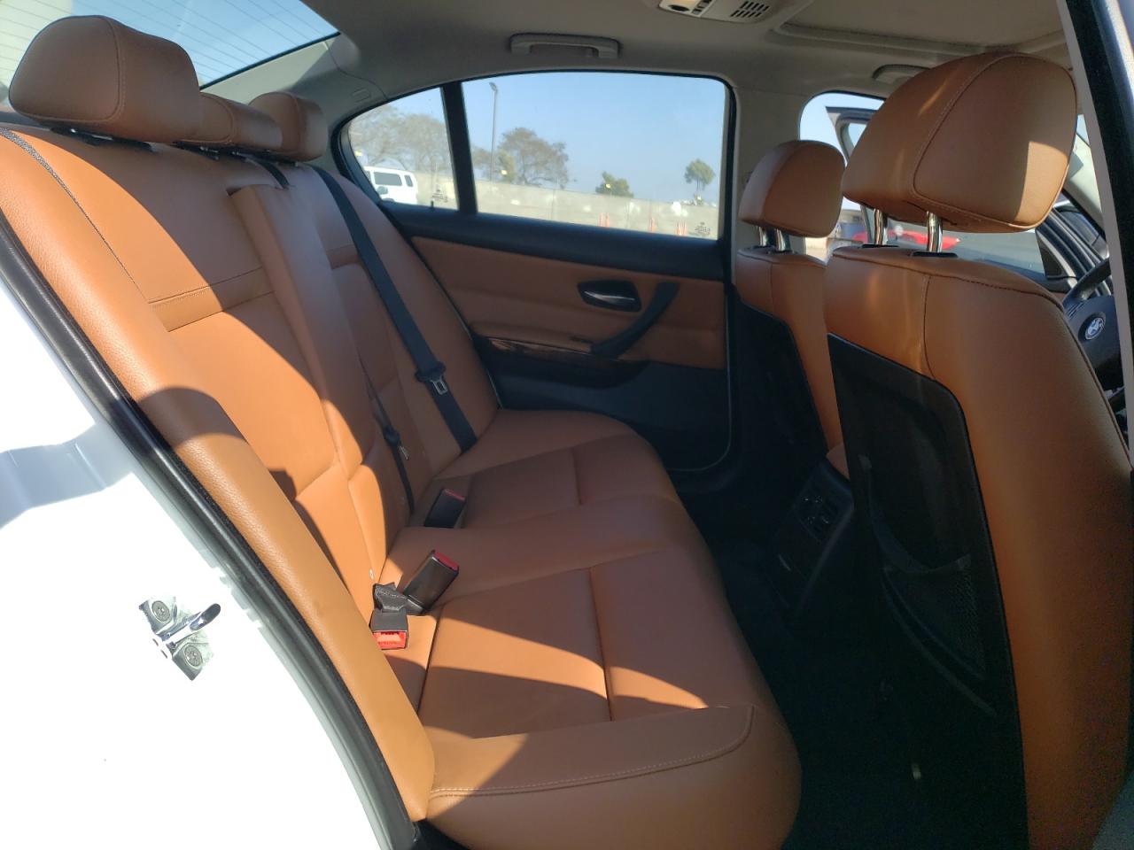 WBAPH73589A172806 2009 BMW 328 I