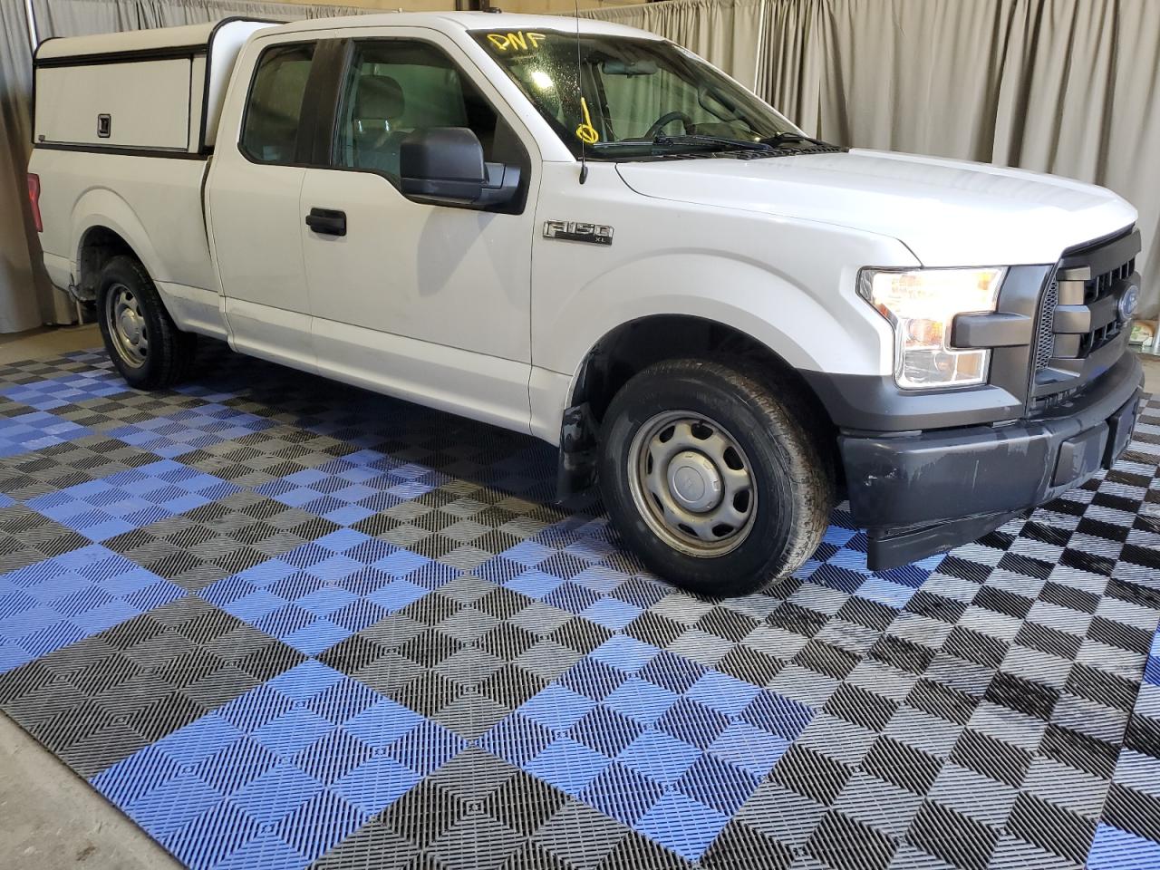 2017 Ford F150 Super Cab vin: 1FTEX1C87HKD20201