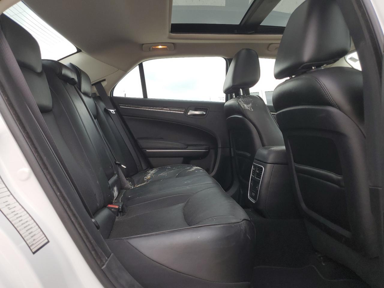 2C3CCAEG2KH609772 2019 Chrysler 300 Limited