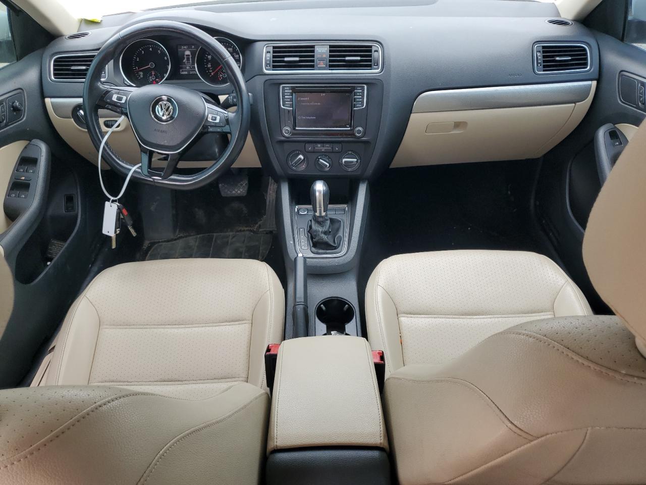 3VWDB7AJ2HM358749 2017 Volkswagen Jetta Se