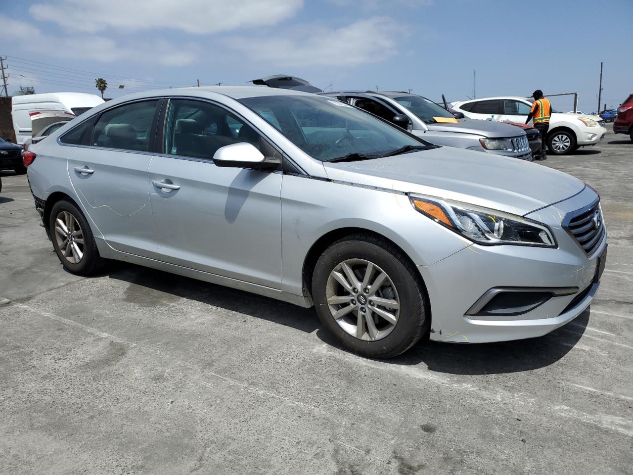 5NPE24AF6HH527940 2017 Hyundai Sonata Se