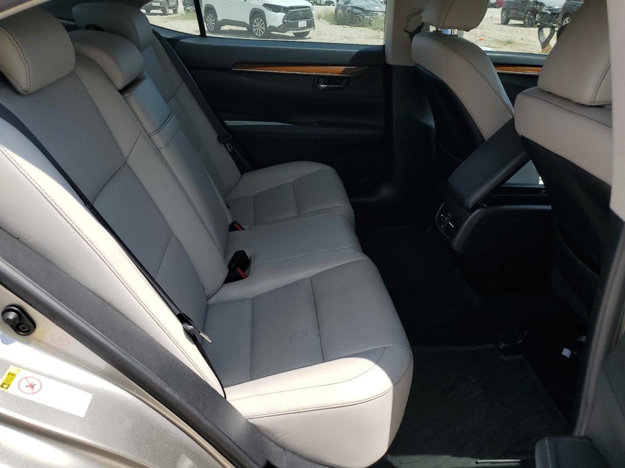 JTHBW1GG4F2082360 2015 Lexus Es 300H