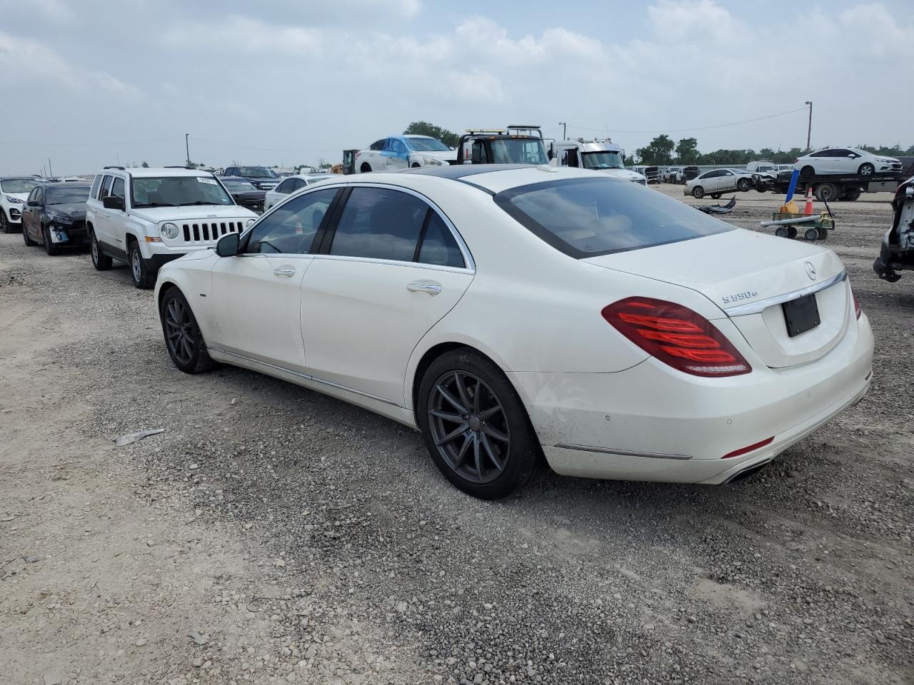 WDDUG6DB8HA292956 2017 Mercedes-Benz S 550E