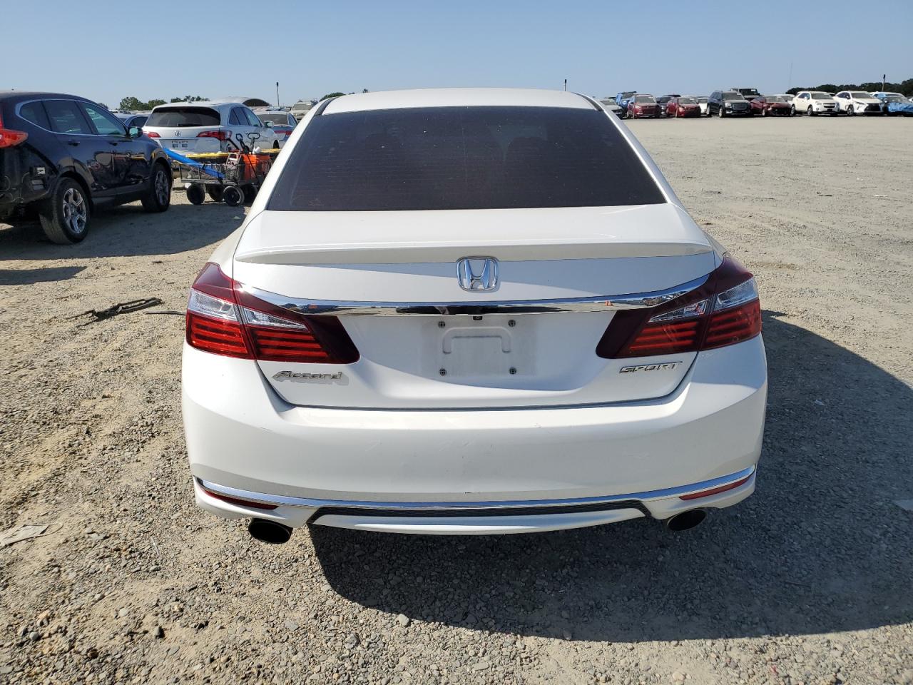 1HGCR2E58GA125353 2016 Honda Accord Sport