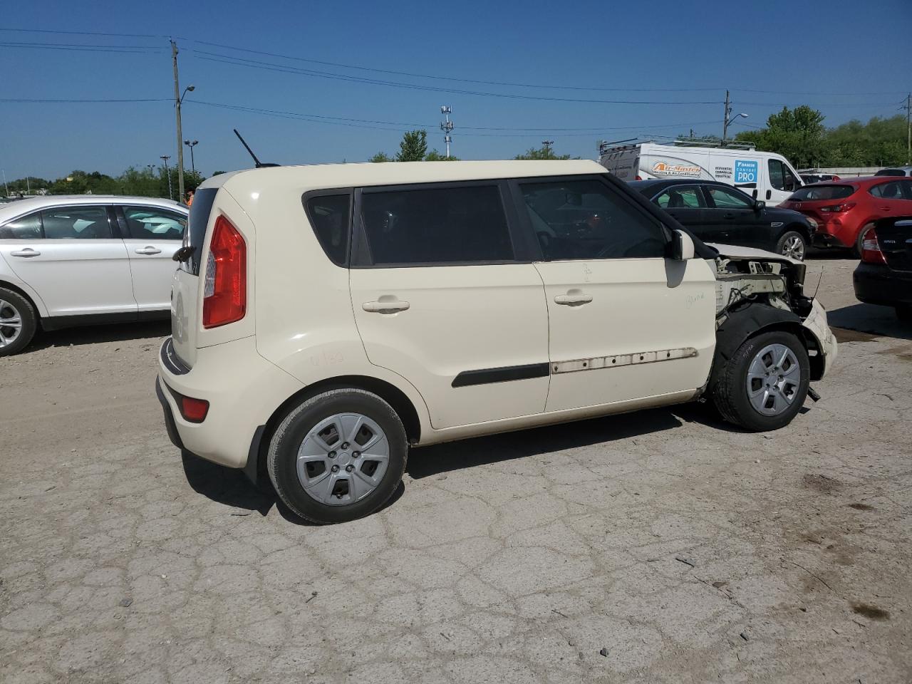 KNDJT2A5XD7517093 2013 Kia Soul