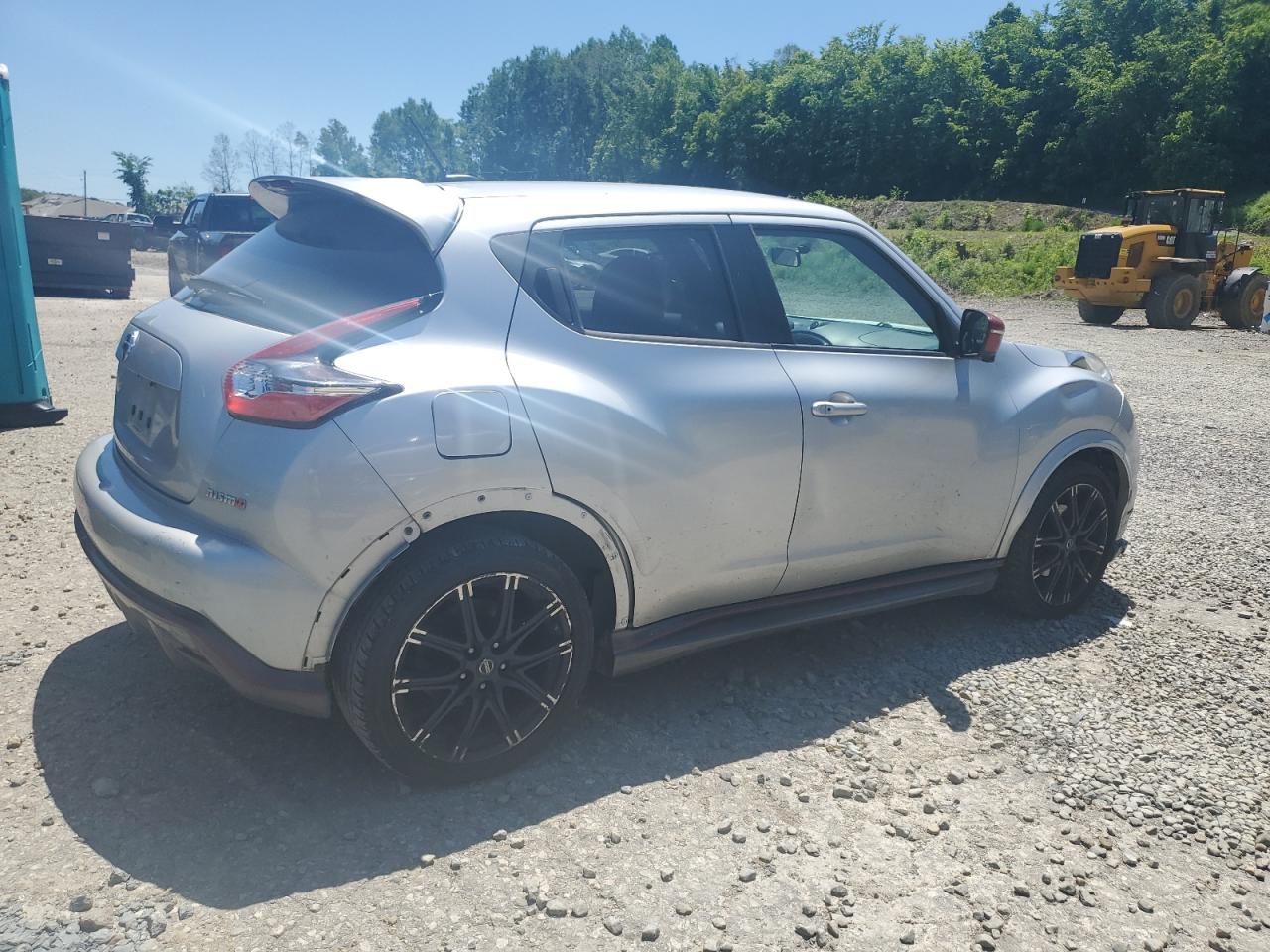 2015 Nissan Juke S vin: JN8AF5MV0FT561655