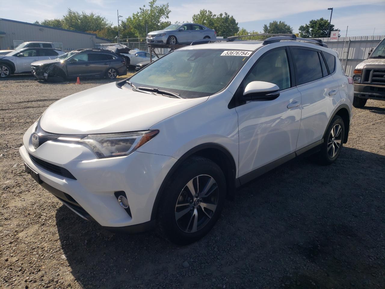 JTMWFREVXHD100595 2017 Toyota Rav4 Xle