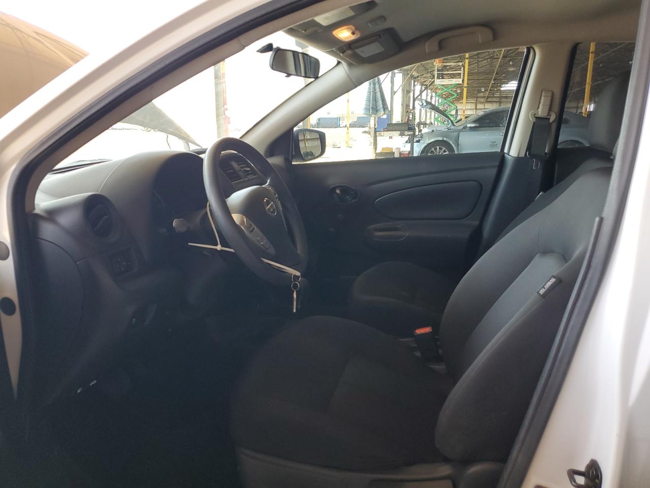 3N1CN7AP9KL800002 2019 Nissan Versa S