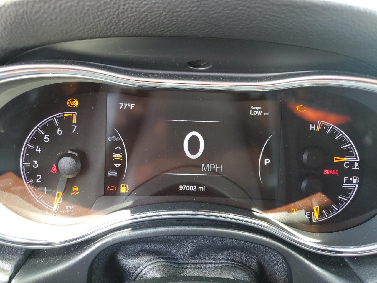 1C4RJEAGXKC530460 2019 Jeep Grand Cherokee Laredo