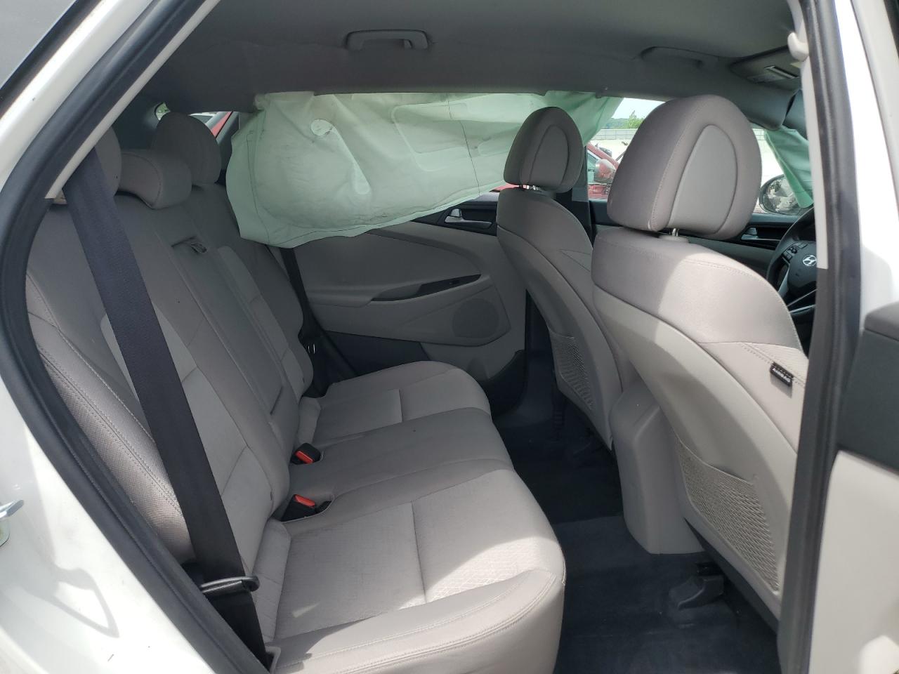 KM8J33A48GU074523 2016 Hyundai Tucson Limited