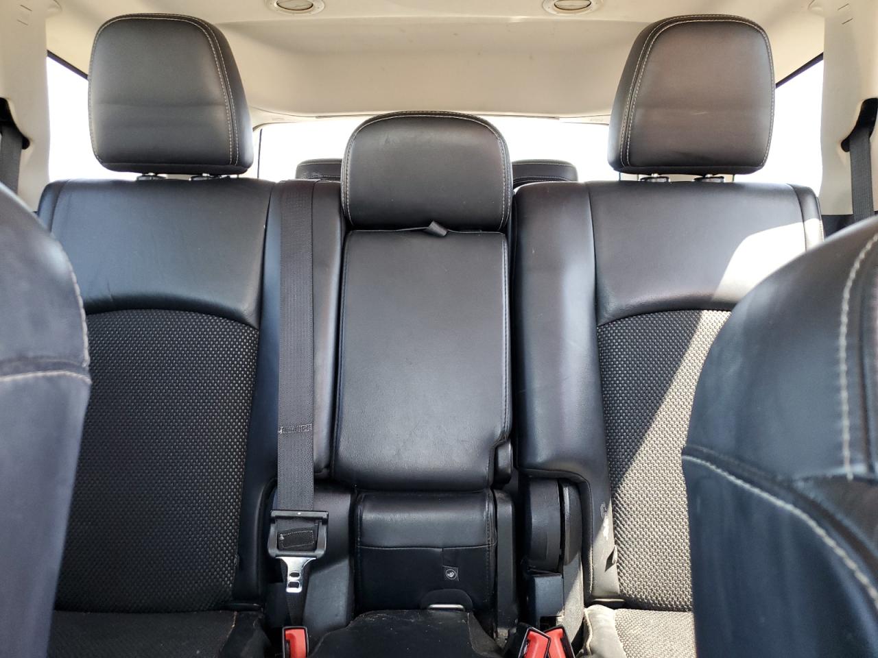 3C4PDCGG5JT335590 2018 Dodge Journey Crossroad