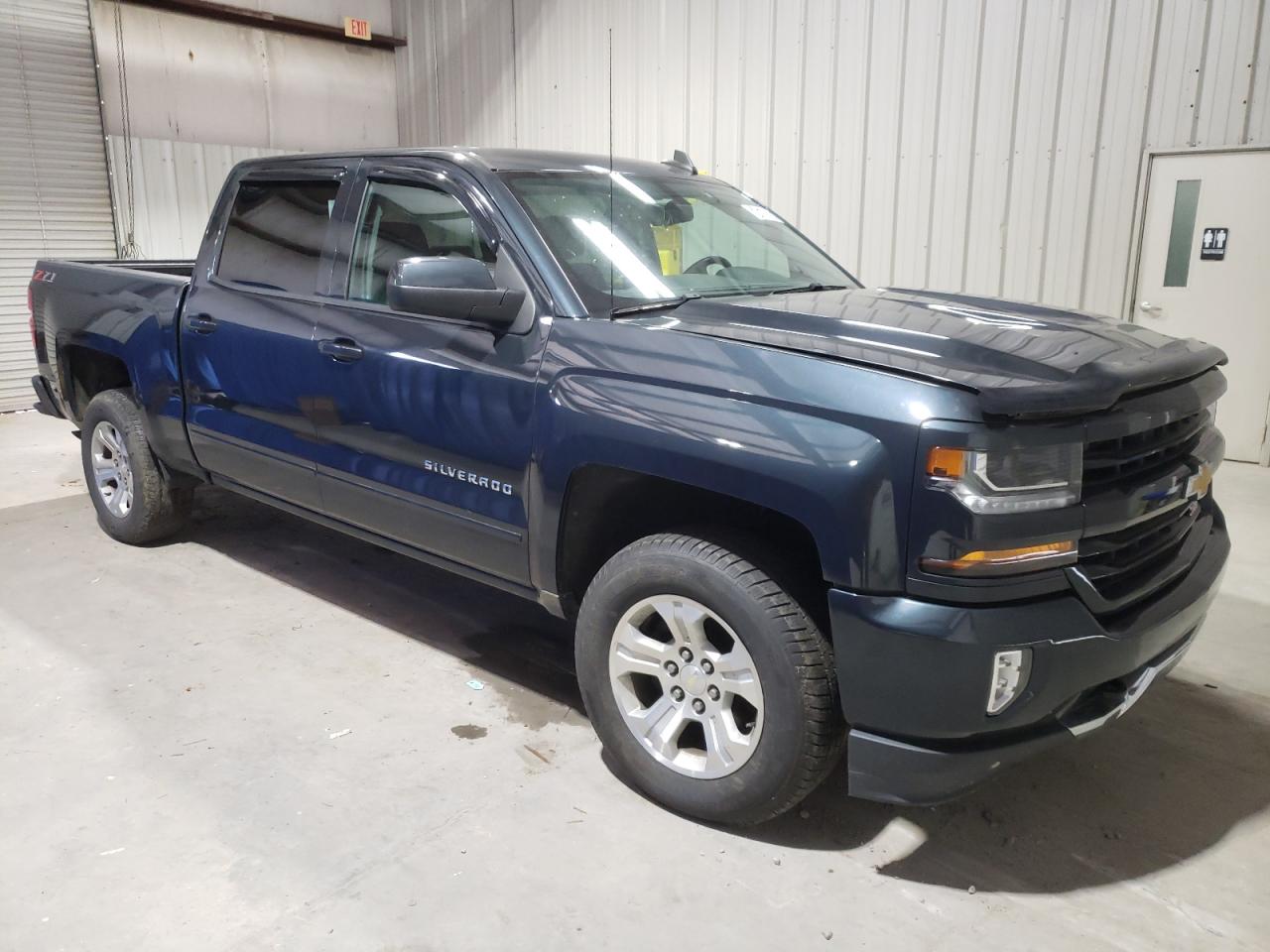 3GCUKREC9JG173662 2018 Chevrolet Silverado K1500 Lt