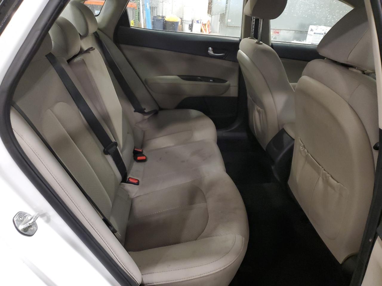 5XXGT4L34JG249923 2018 Kia Optima Lx