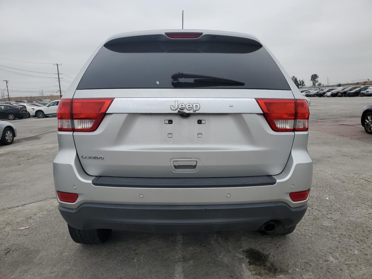 1C4RJEAG5DC546598 2013 Jeep Grand Cherokee Laredo