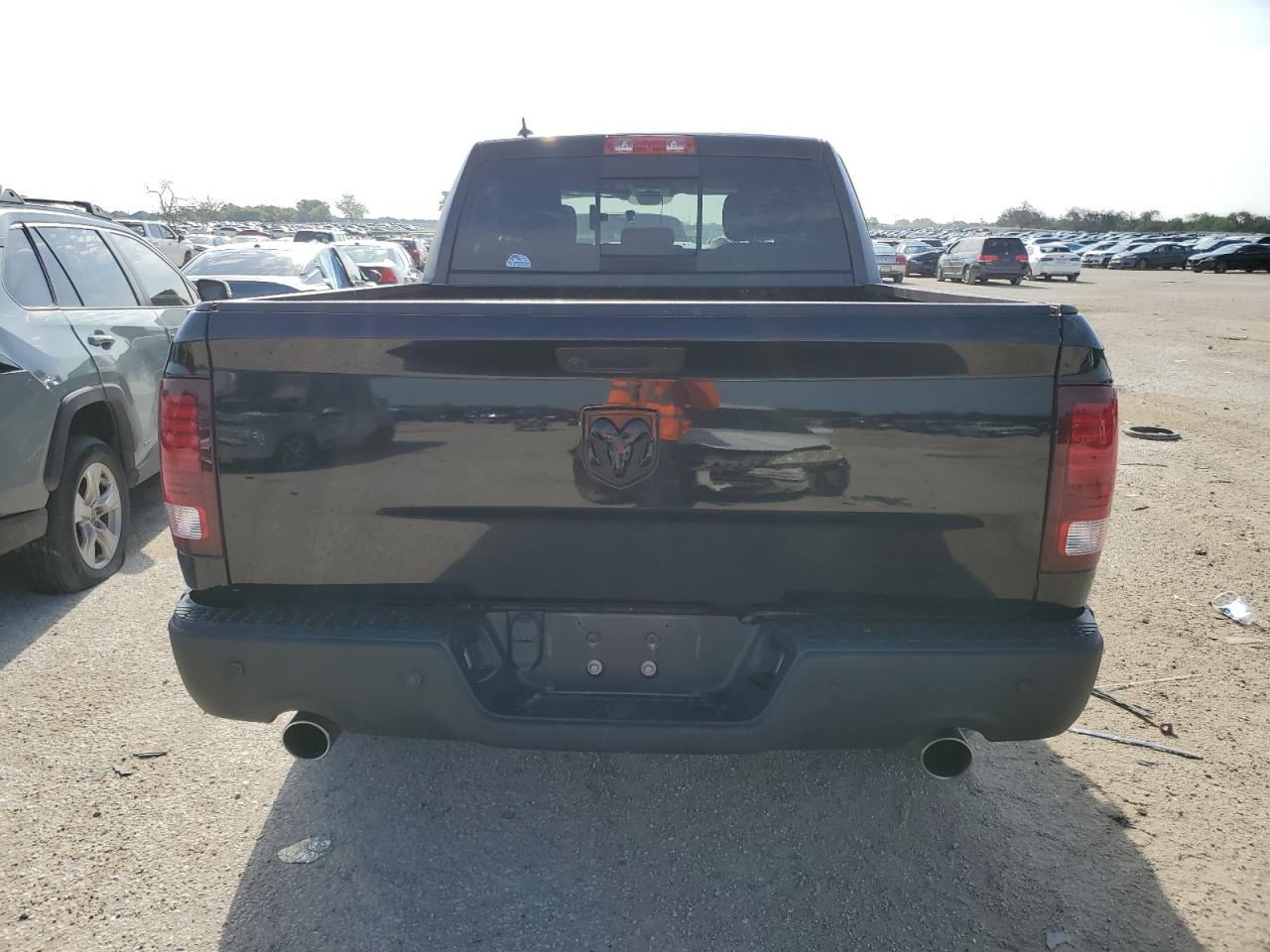 1C6RR6GT1LS139196 2020 Ram 1500 Classic Warlock