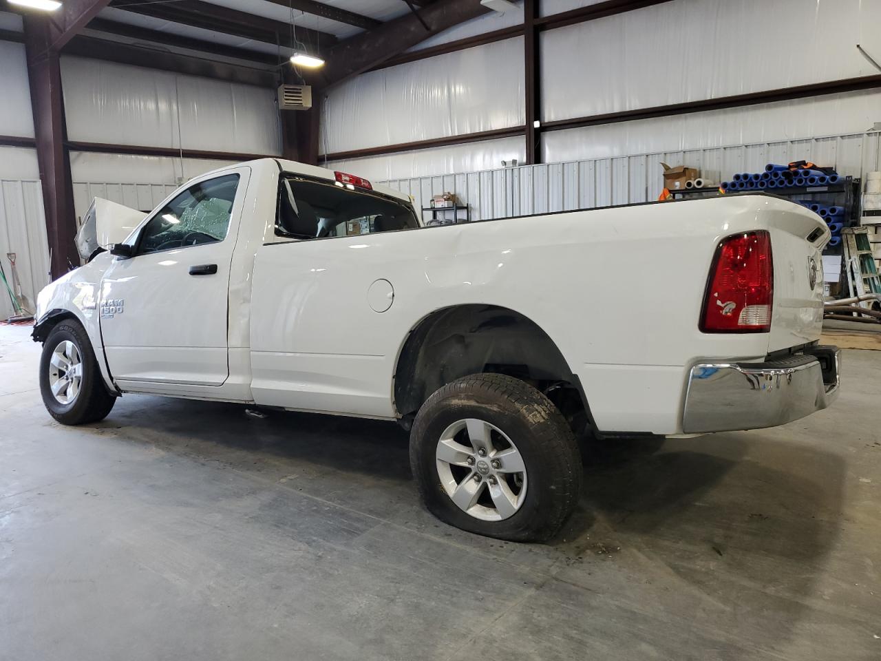 2022 Ram 1500 Classic Tradesman vin: 3C6JR6DT3NG256354