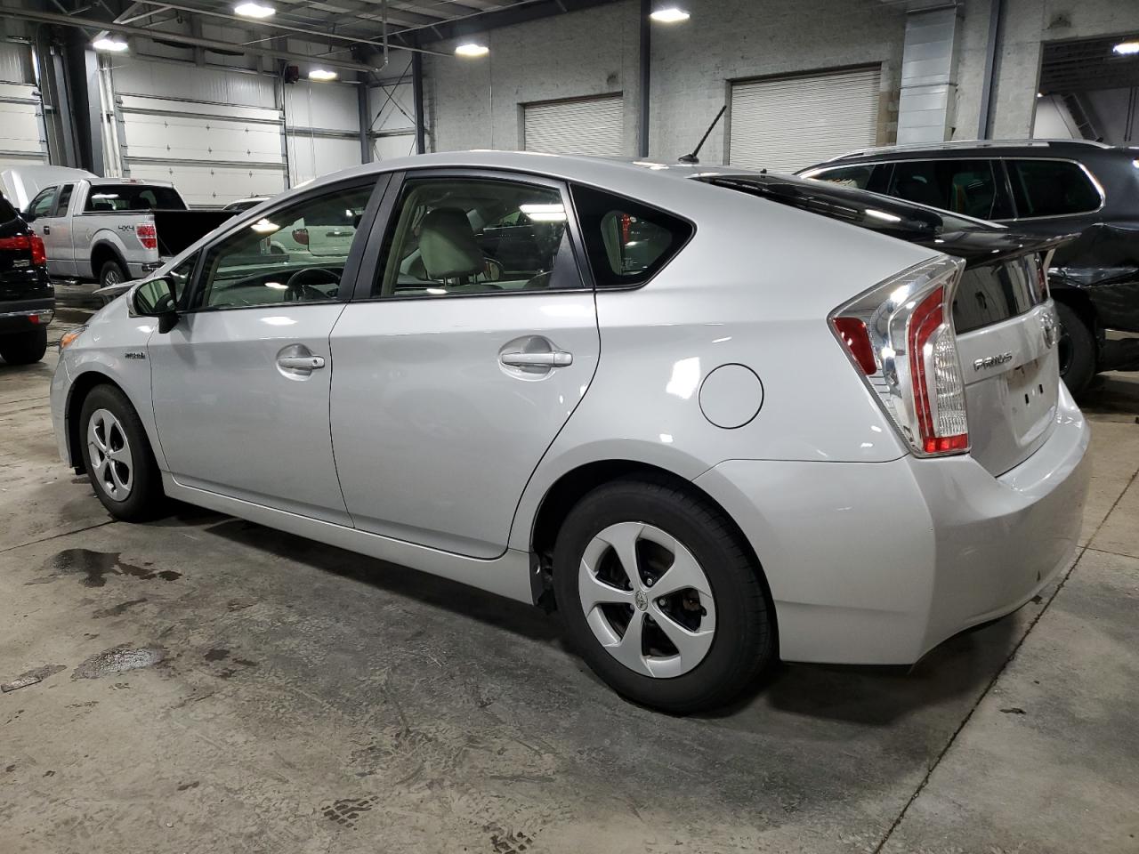 JTDKN3DU7F0454828 2015 Toyota Prius