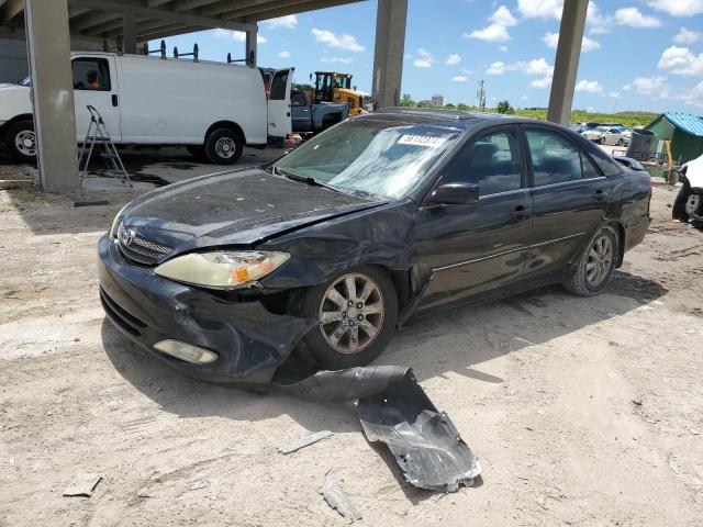 2004 Toyota Camry Le VIN: 4T1BF30K74U070499 Lot: 56132374