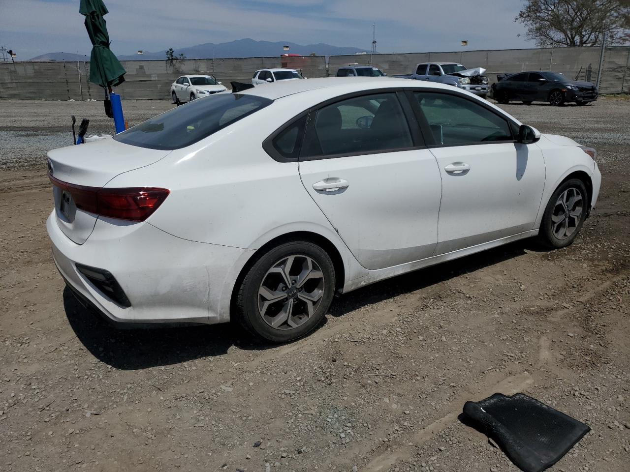 2019 Kia Forte Fe vin: 3KPF24AD5KE044244