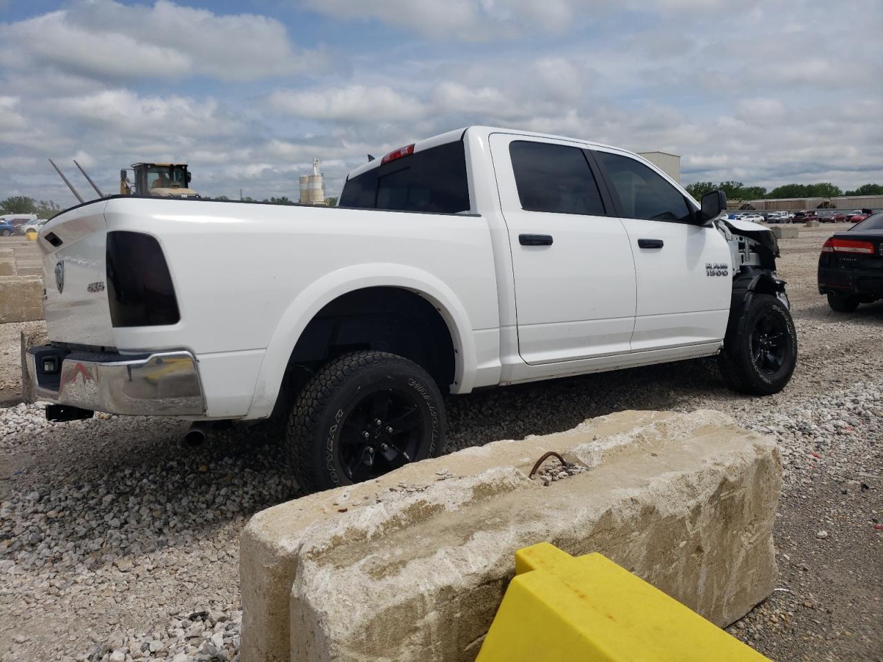 2016 Ram 1500 Slt vin: 1C6RR7LG4GS193418