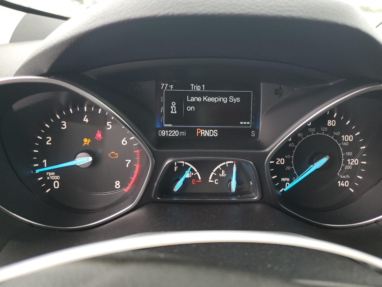 1FMCU9GD5JUC32243 2018 Ford Escape Se