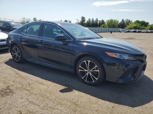 2018 Toyota Camry L VIN: 4T1B11HK9JU627304 Lot: 56324534