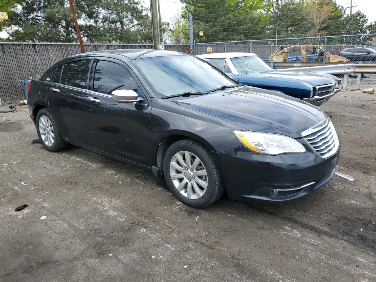 1C3CCBCG7DN650143 2013 Chrysler 200 Limited